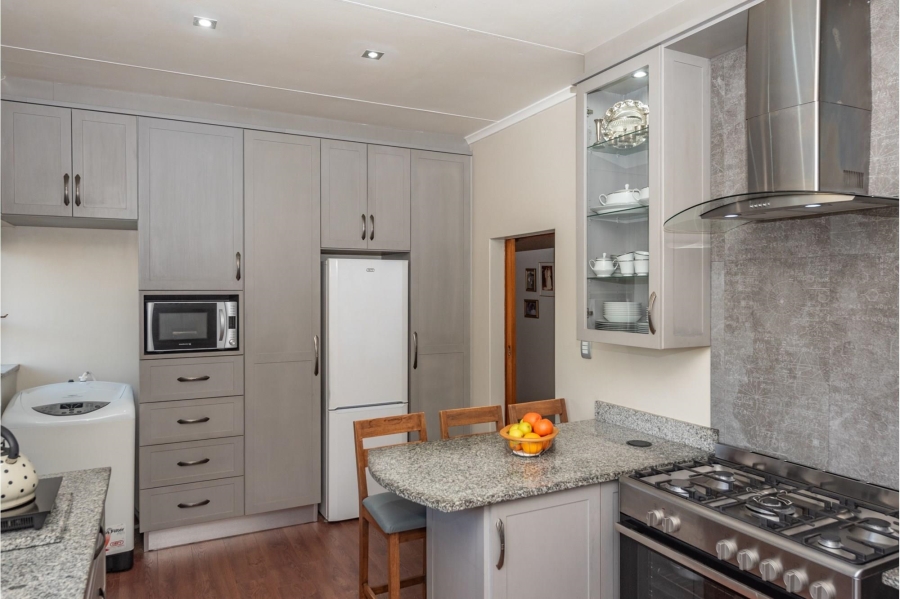 4 Bedroom Property for Sale in Vanes Estate Eastern Cape